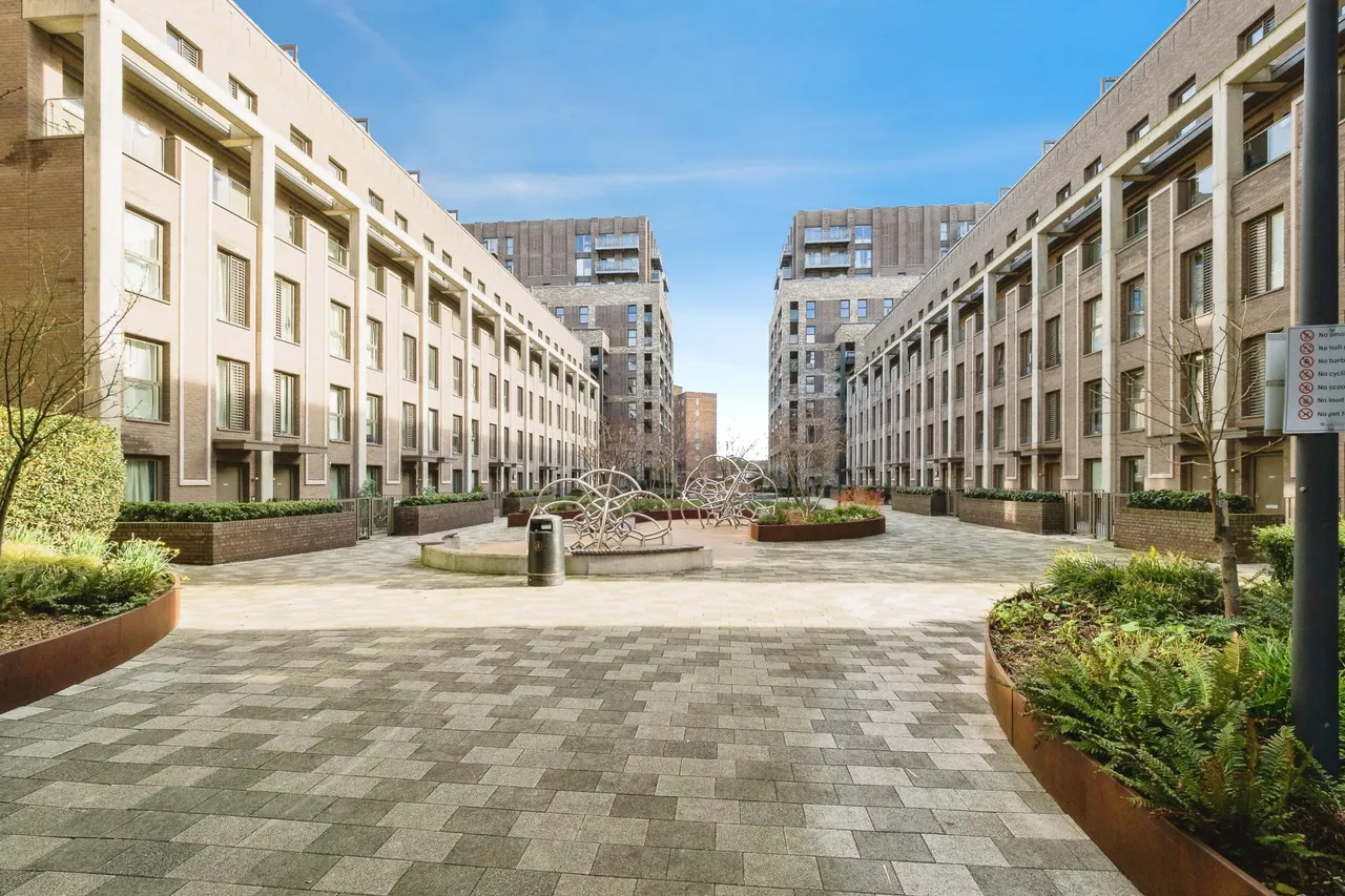 Ironworks Way, London, E13, photo 17