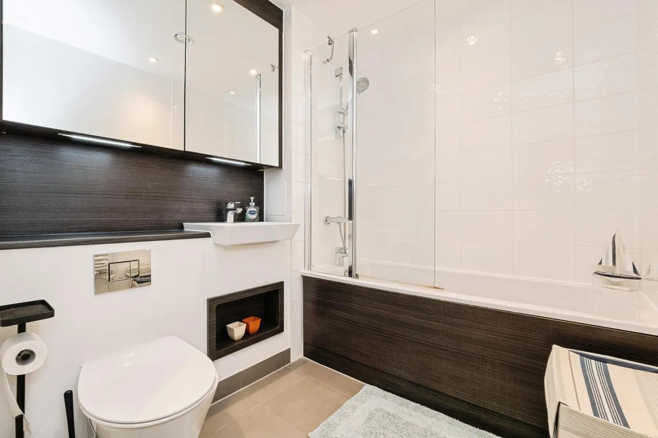 Ironworks Way, London, E13, photo 12