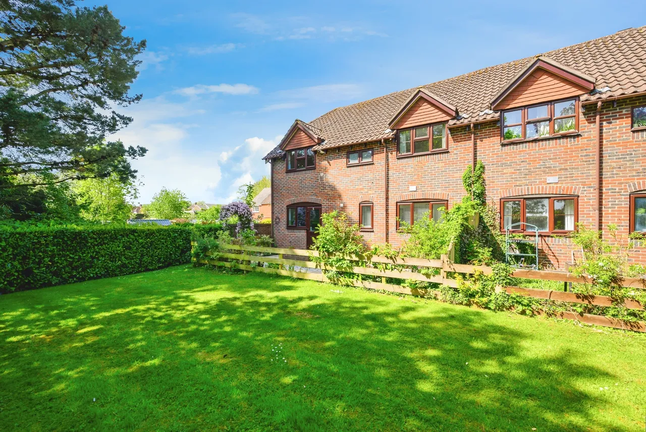 Grenehurst Way, Petersfield, GU31, photo 3