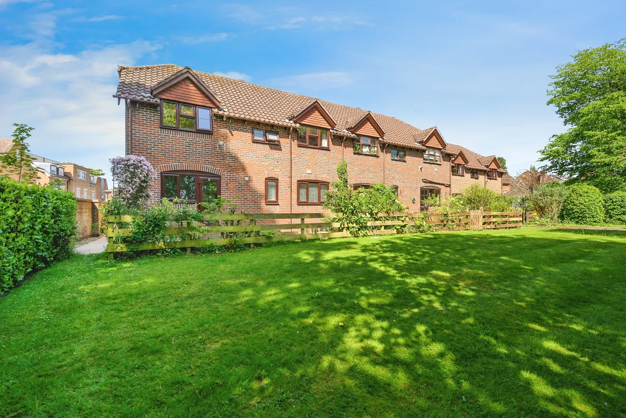 Grenehurst Way, Petersfield, GU31, photo 15