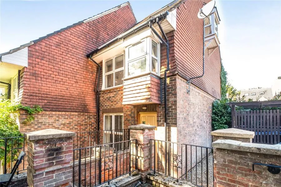 Windmill Rise, Kingston upon Thames, KT2, photo 5
