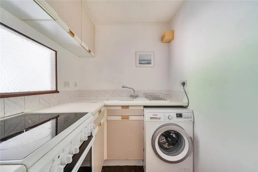 Windmill Rise, Kingston upon Thames, KT2, photo 10