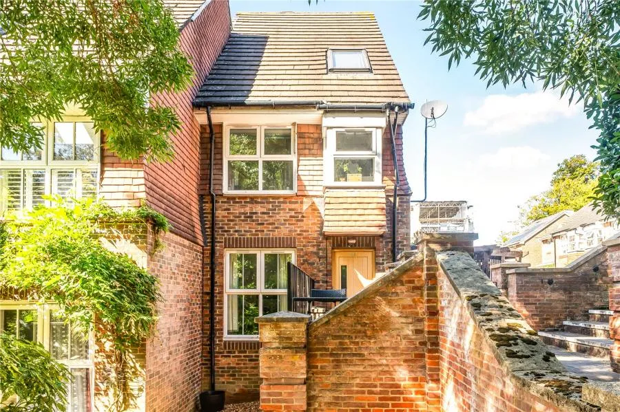 Windmill Rise, Kingston upon Thames, KT2, photo 3