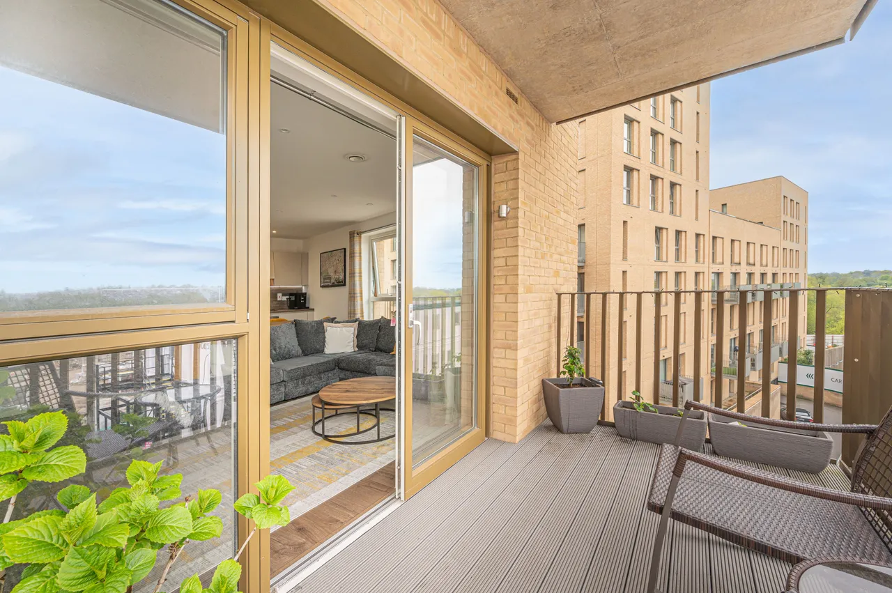 Flat 21, Peregrine Apartments, London, photo 2