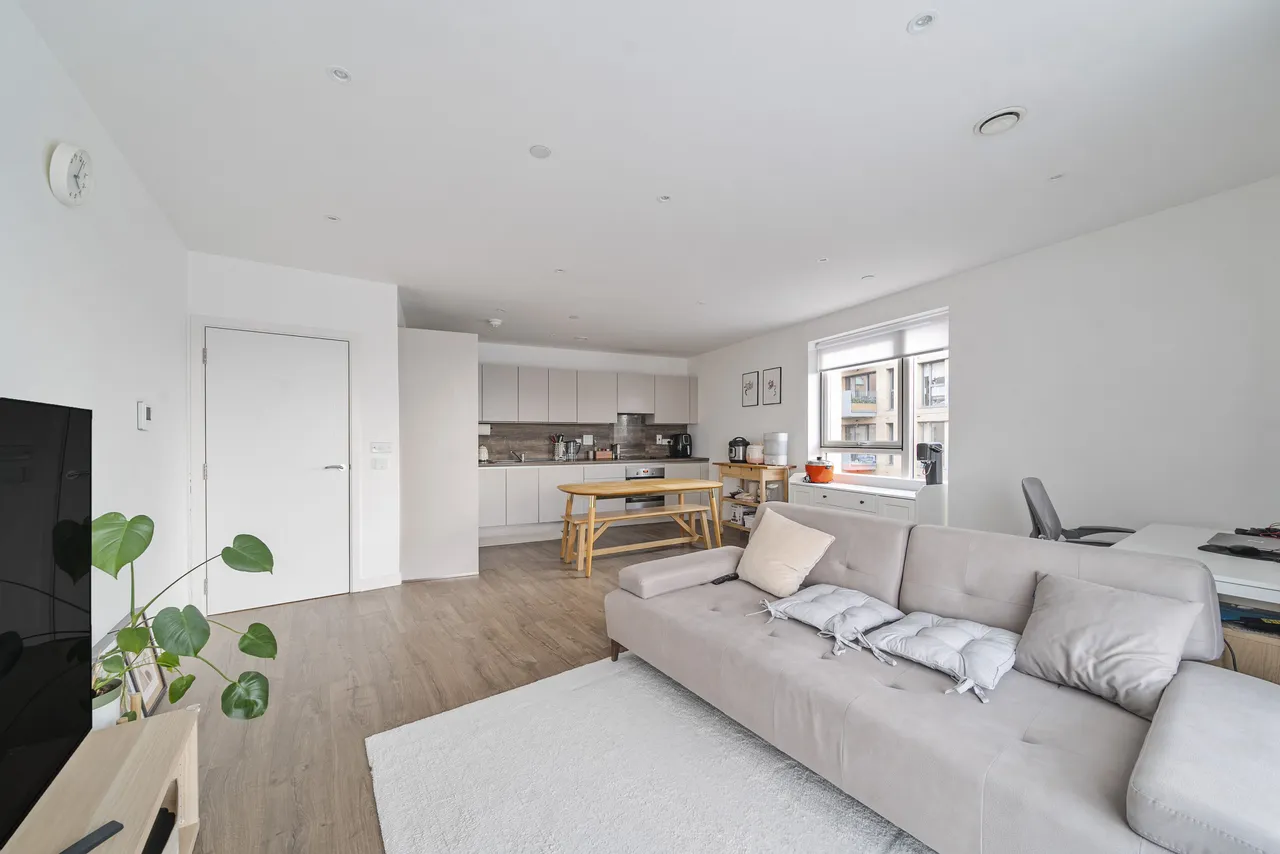 Flat 21, Peregrine Apartments, London, photo 12
