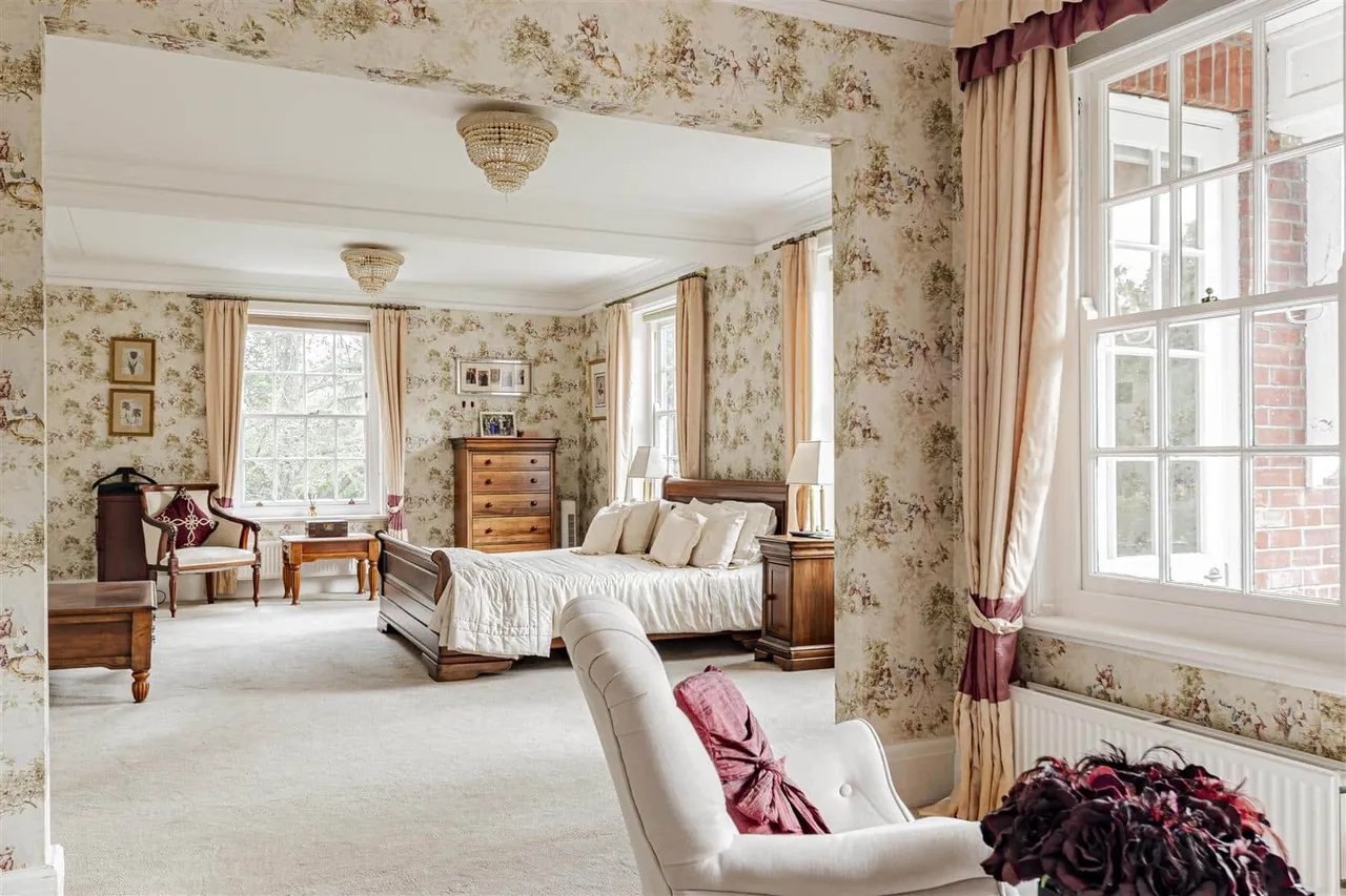 Convent Road, Broadstairs, Kent, CT10 3PR, photo 35