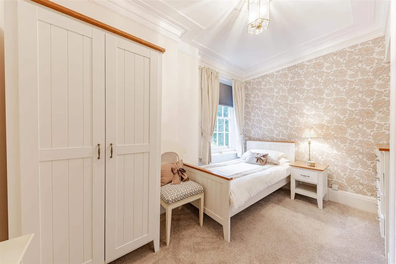 Convent Road, Broadstairs, Kent, CT10 3PR, photo 57