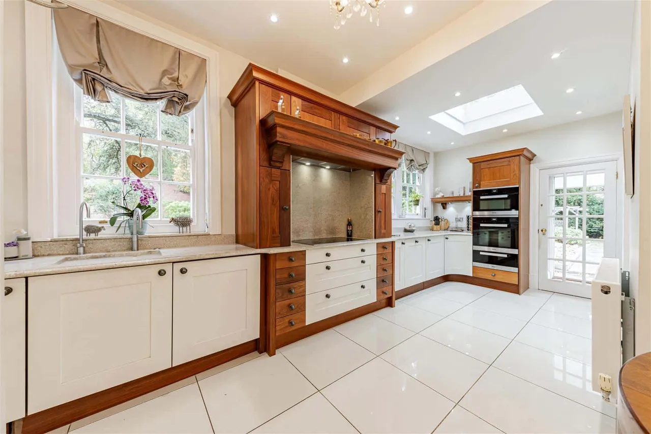 Convent Road, Broadstairs, Kent, CT10 3PR, photo 21