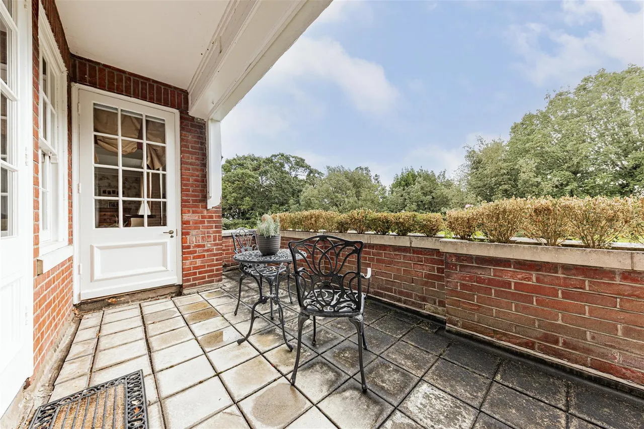 Convent Road, Broadstairs, Kent, CT10 3PR, photo 37