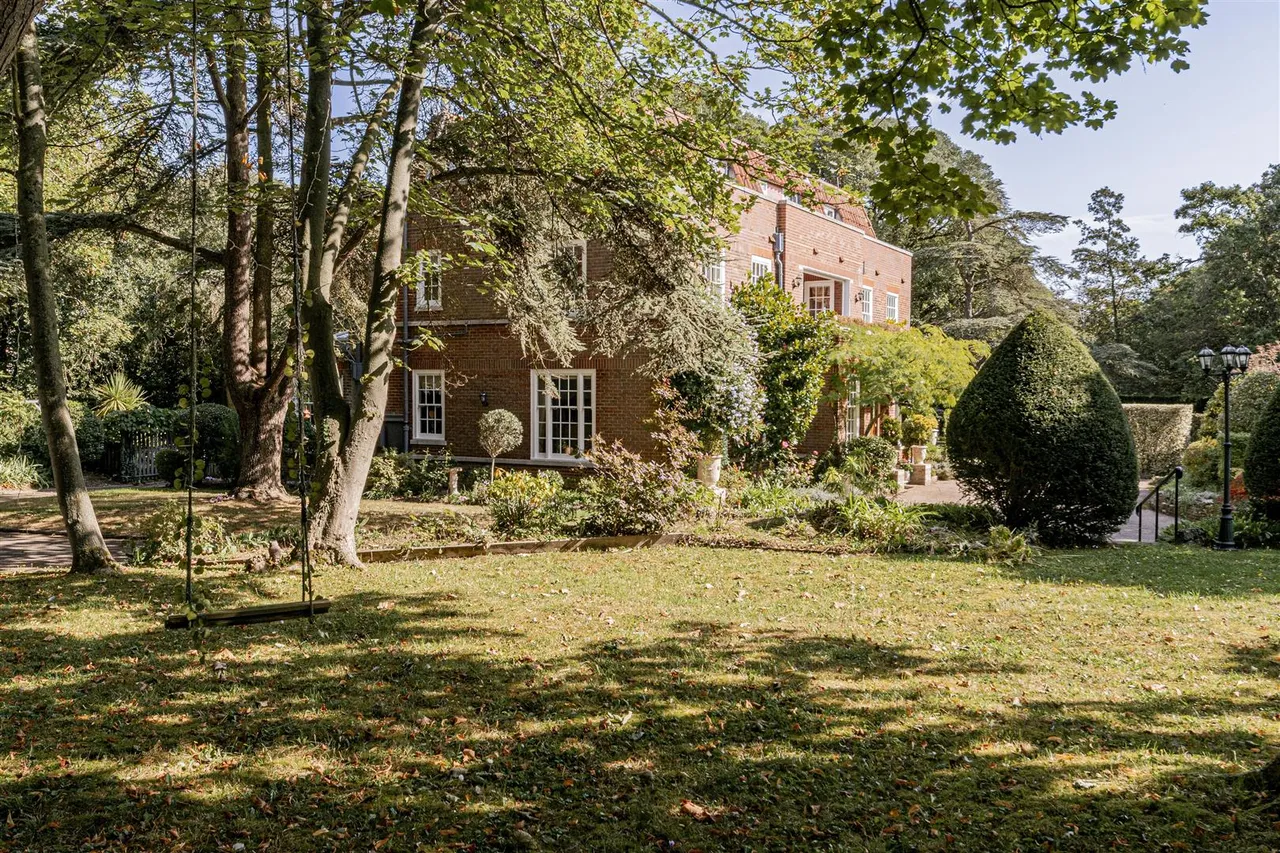 Convent Road, Broadstairs, Kent, CT10 3PR, photo 61