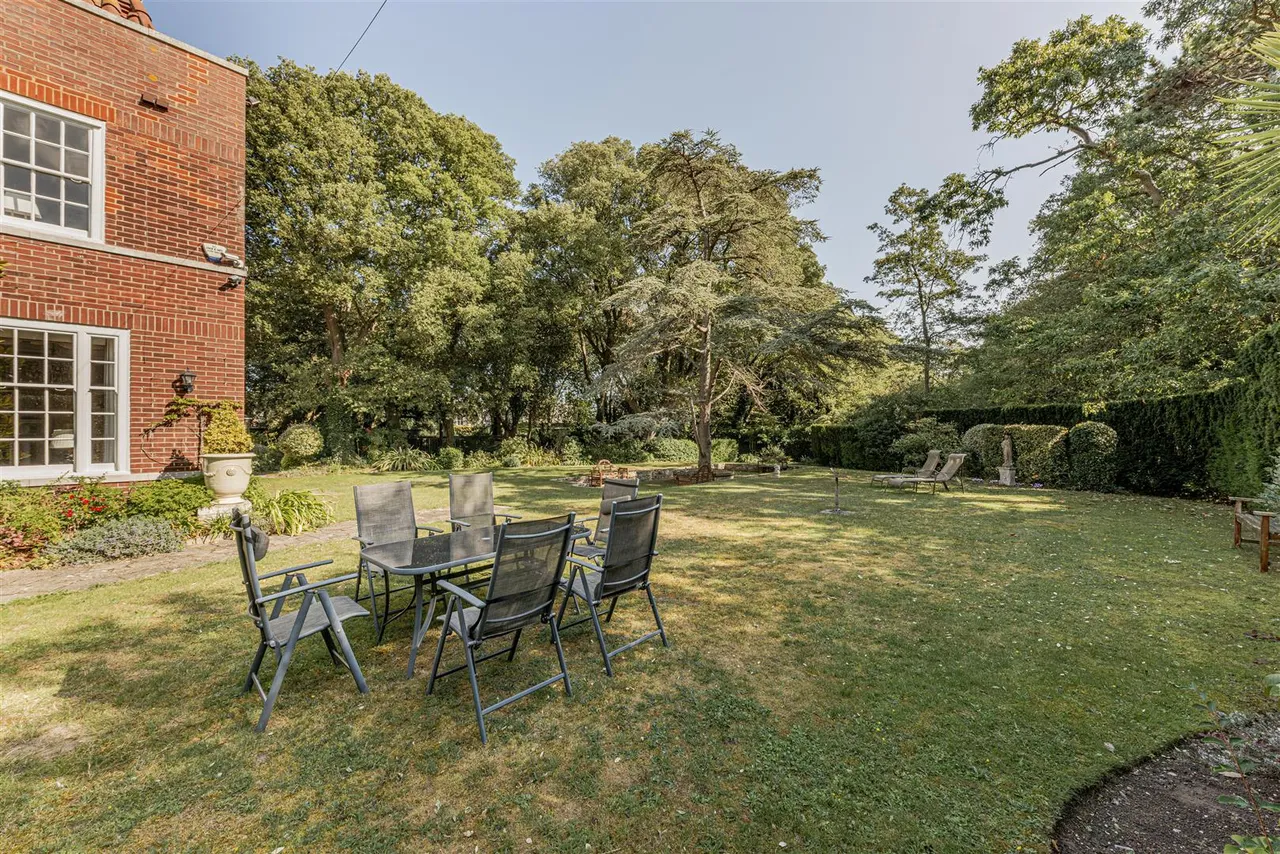 Convent Road, Broadstairs, Kent, CT10 3PR, photo 68