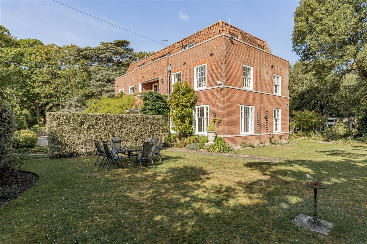Convent Road, Broadstairs, Kent, CT10 3PR, photo 12