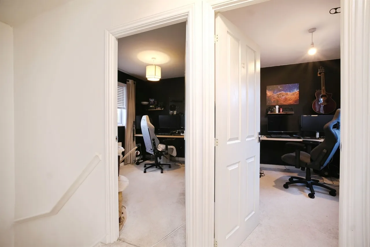 James Stephens Way, Chepstow, NP16, photo 16