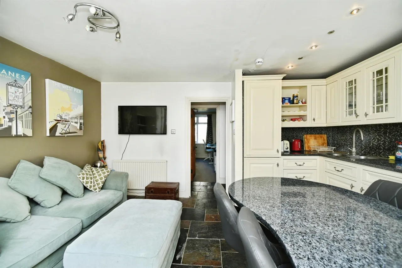 Devonshire Place, Brighton, photo 2