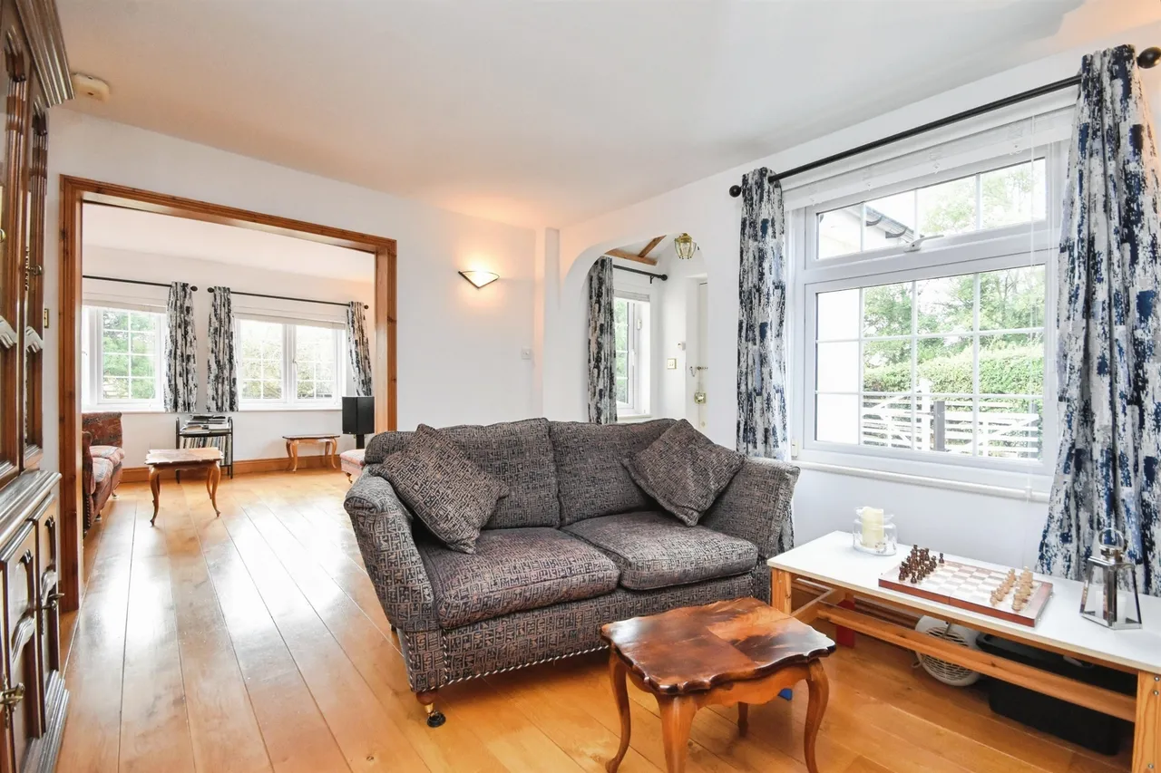 Tanhouse Lane, Navestockside, CM14, photo 19