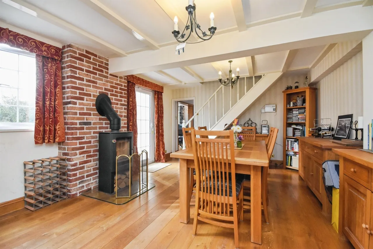 Tanhouse Lane, Navestockside, CM14, photo 7