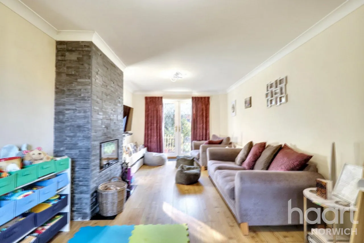 Mallow Way, Wymondham, NR18, photo 10