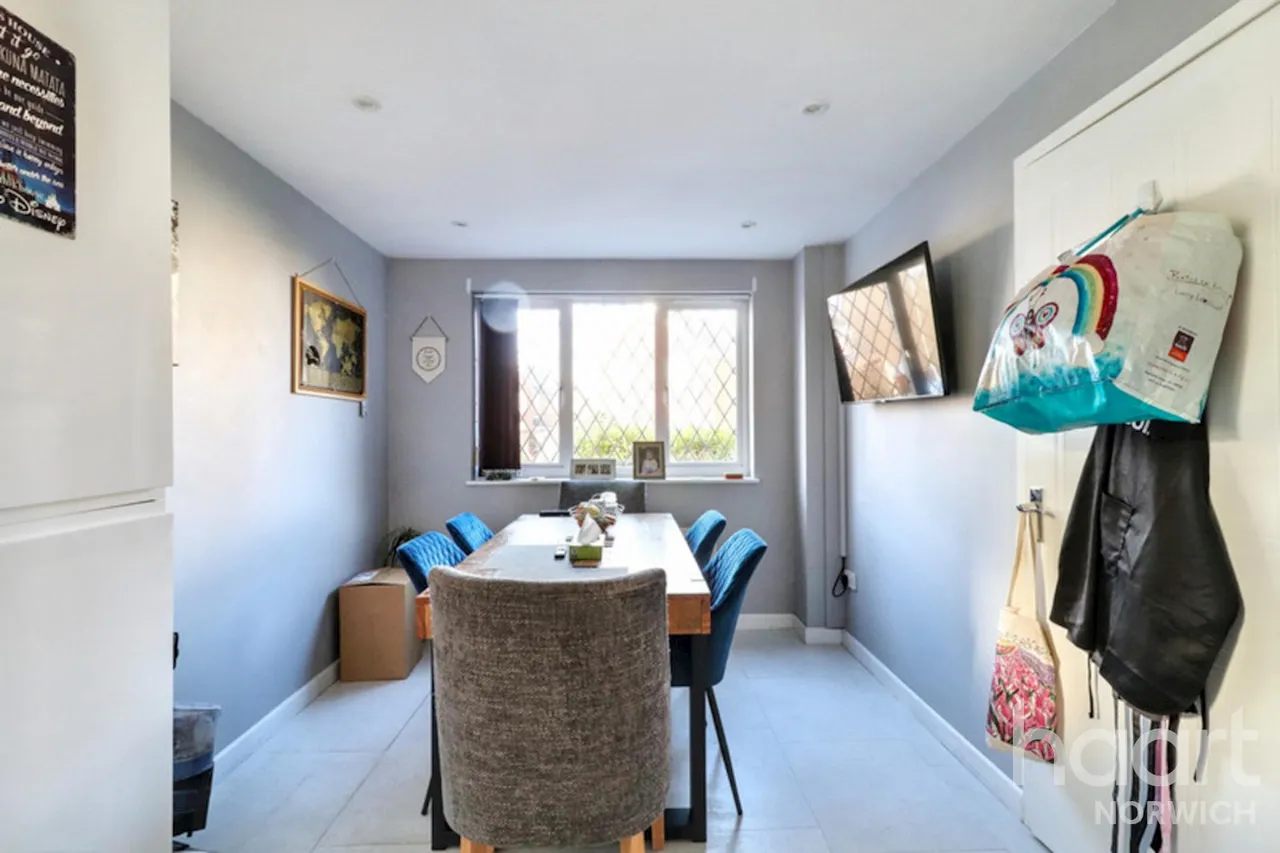 Mallow Way, Wymondham, NR18, photo 4