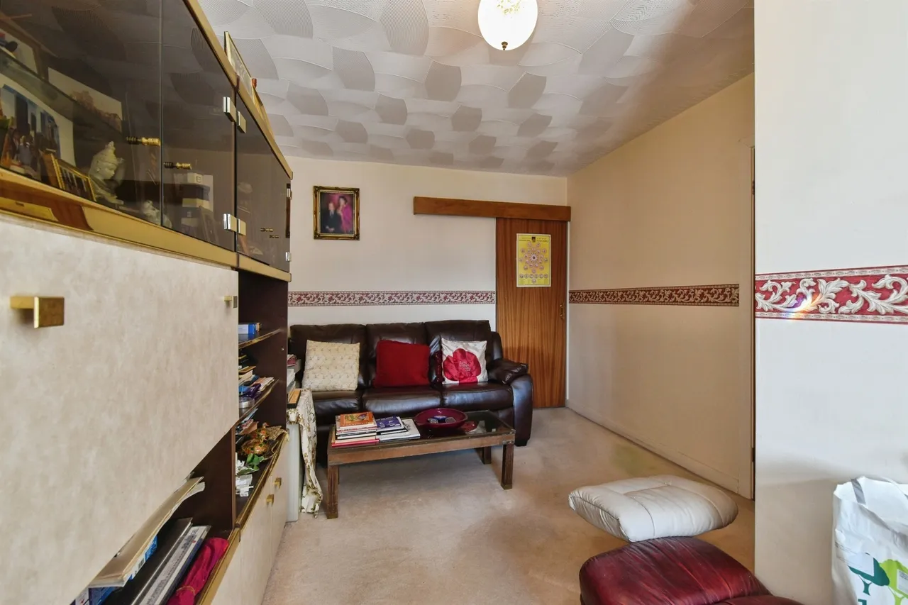 Cenarth Drive, Aberdare, CF44, photo 14