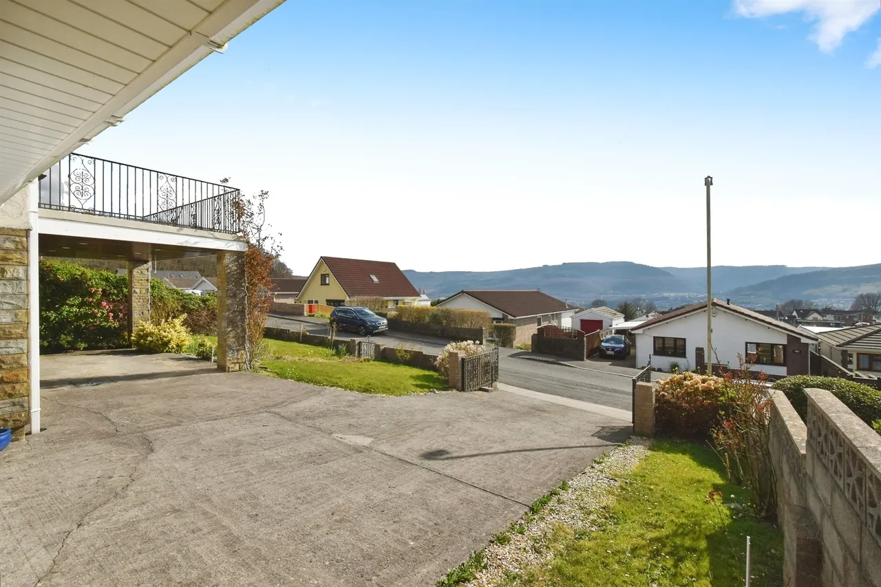 Cenarth Drive, Aberdare, CF44, photo 4