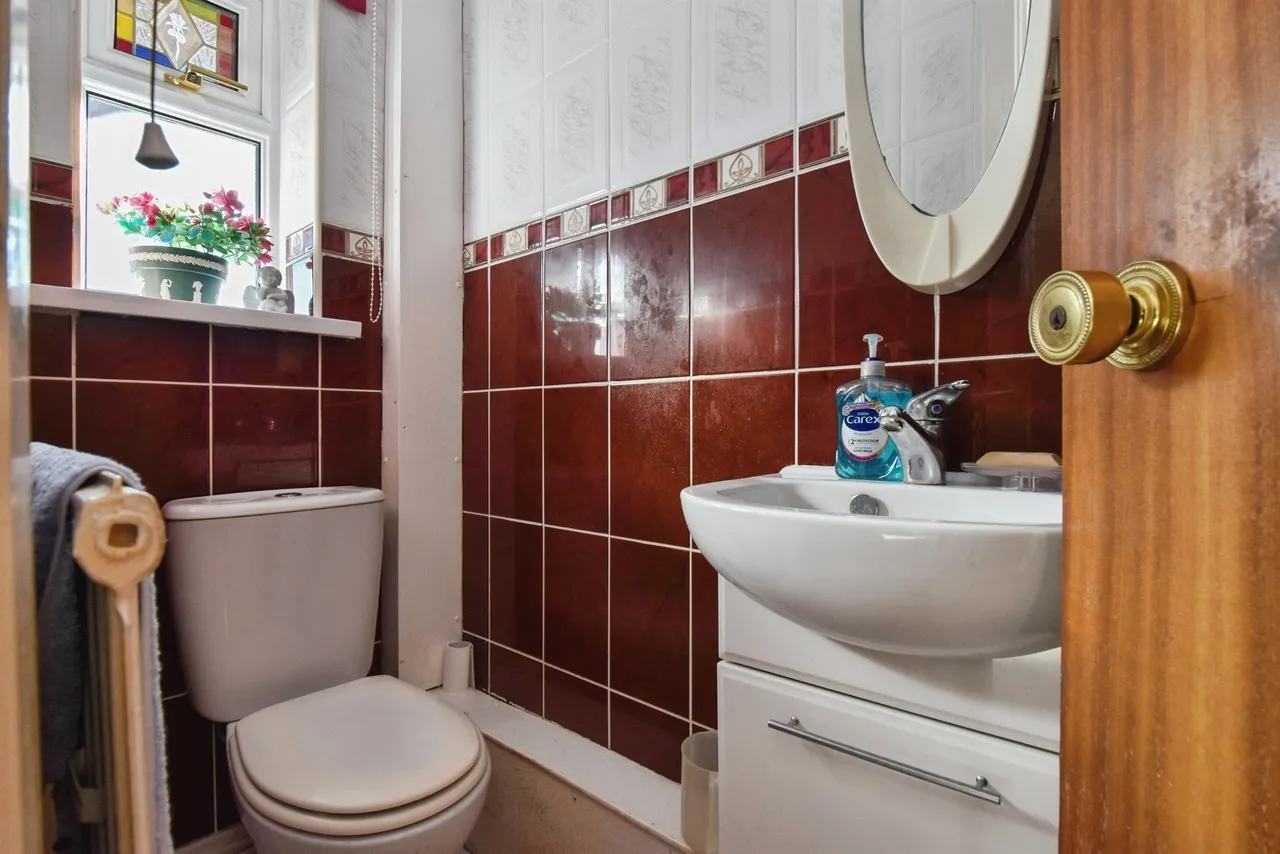 Cenarth Drive, Aberdare, CF44, photo 23