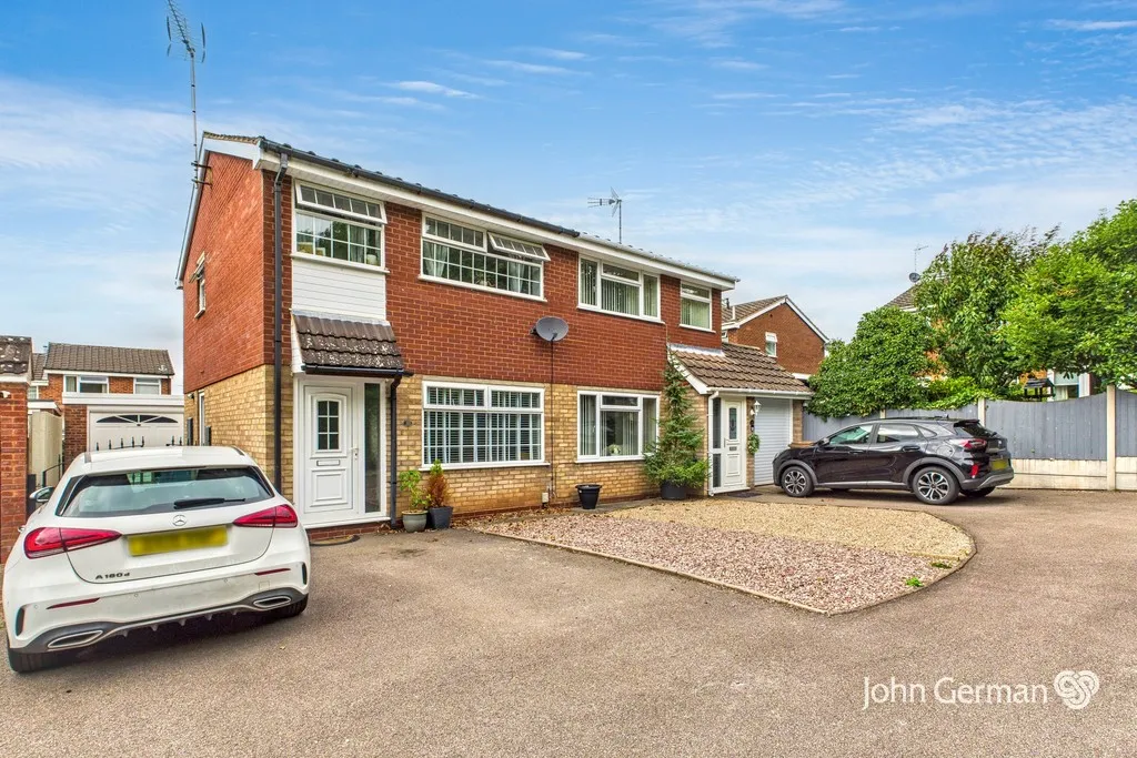 3 bed house for sale, Sharnbrook Grove, Stafford