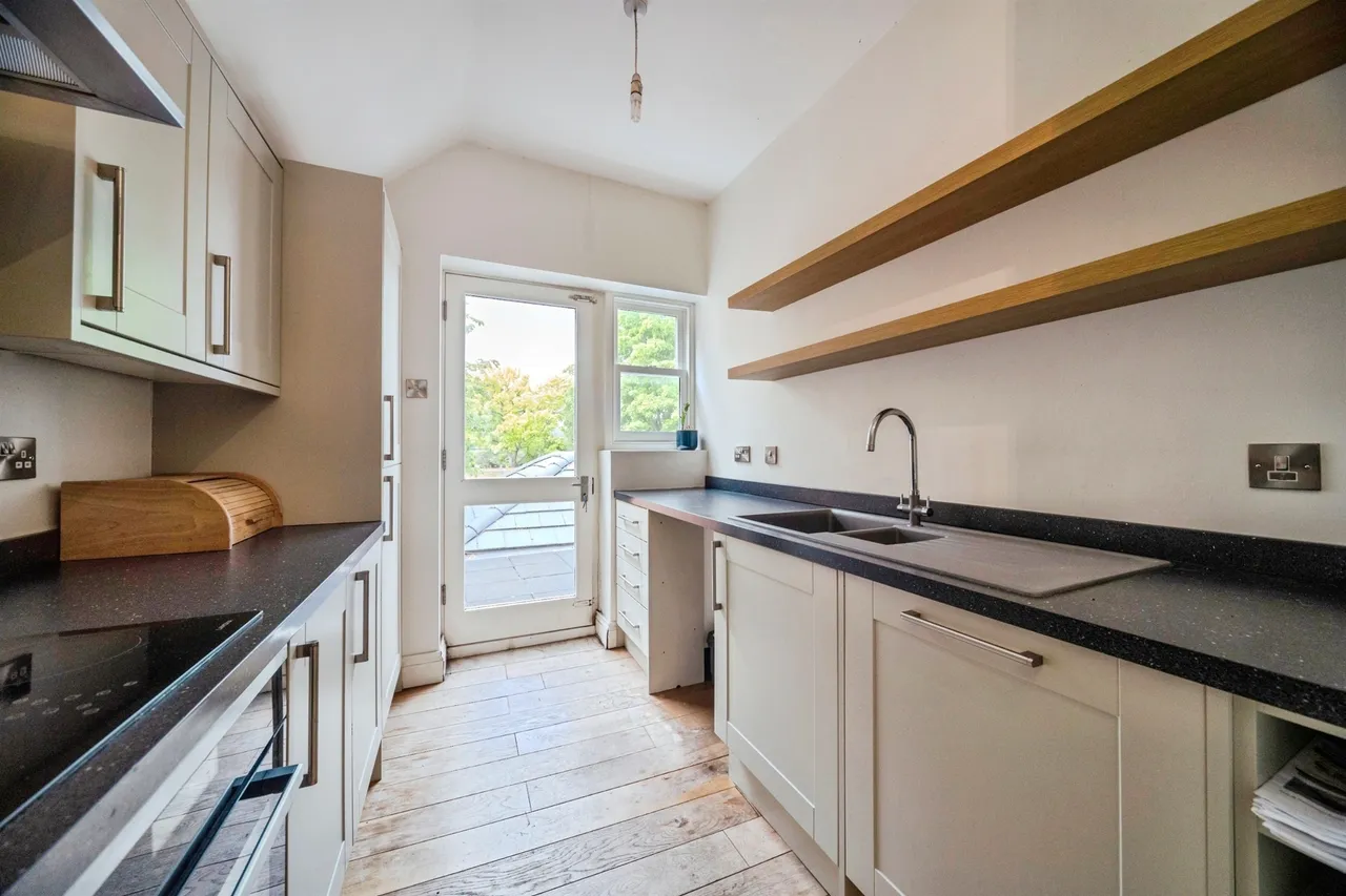 Cofferidge Close, Stony Stratford, Milton Keynes, photo 3
