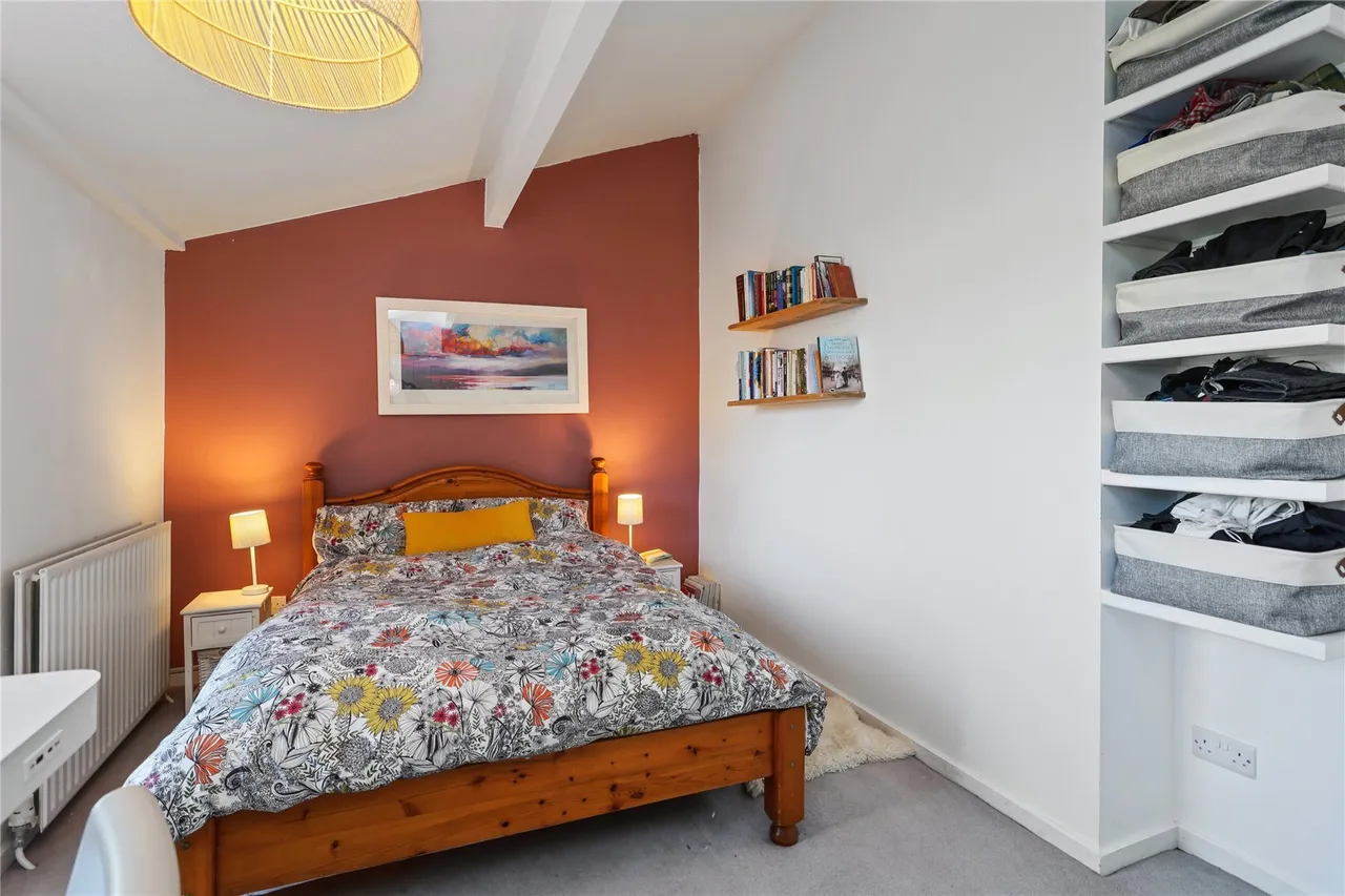 Castle Green, Weybridge, Surrey, KT13, photo 9