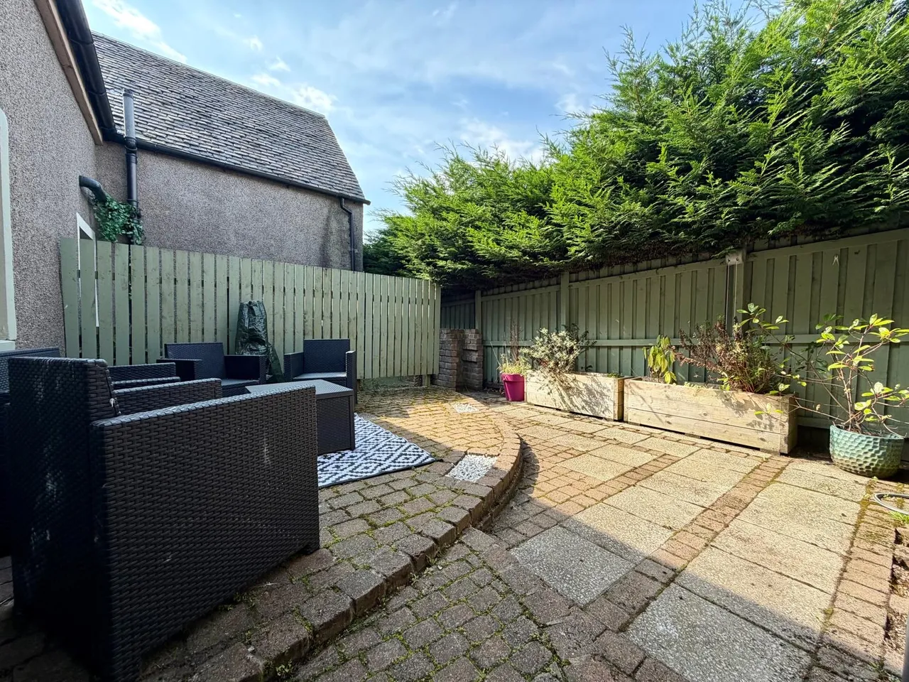 Brackenhirst Gardens, Glenmavis, Airdrie, ML6 0PB, photo 17
