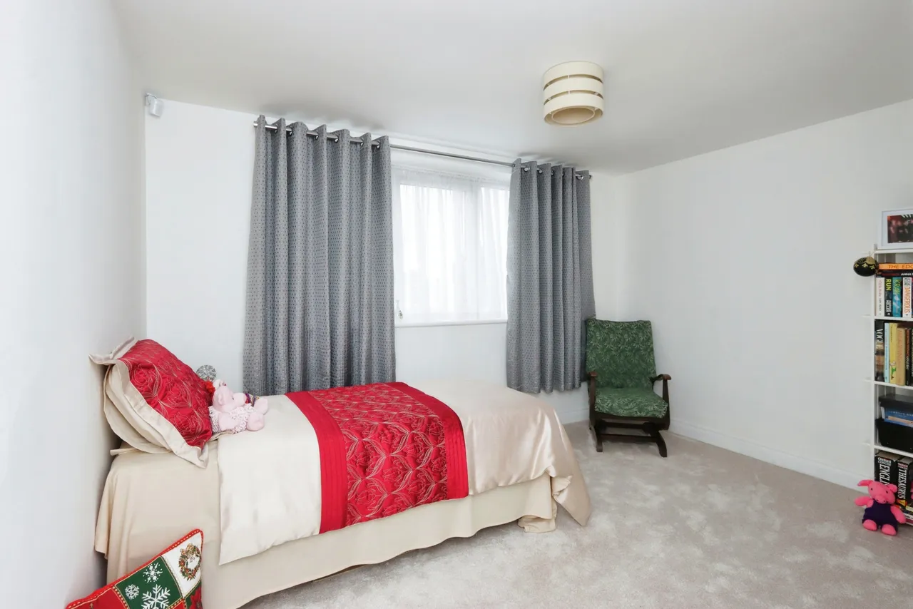 Roxton Avenue, Sheffield, South Yorkshire, S8, photo 15