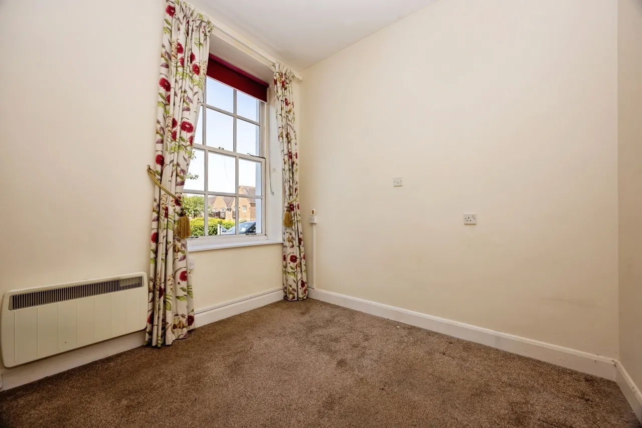 Adams Way, Alton, GU34, photo 7