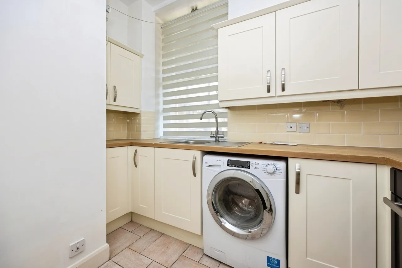 Adams Way, Alton, GU34, photo 19