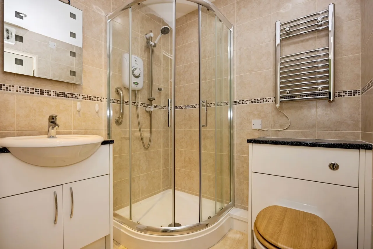 Adams Way, Alton, GU34, photo 8