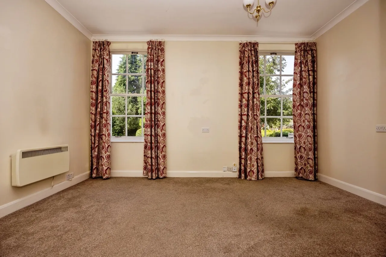 Adams Way, Alton, GU34, photo 17