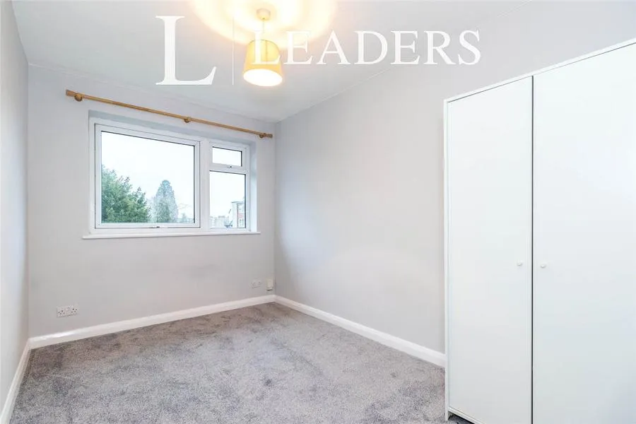 Cadogan Court, Sutton, SM2, photo 19