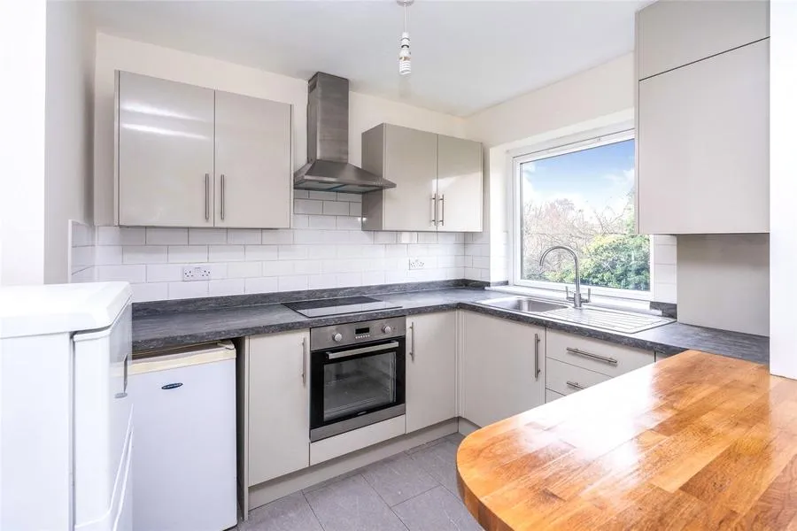 Cadogan Court, Sutton, SM2, photo 4