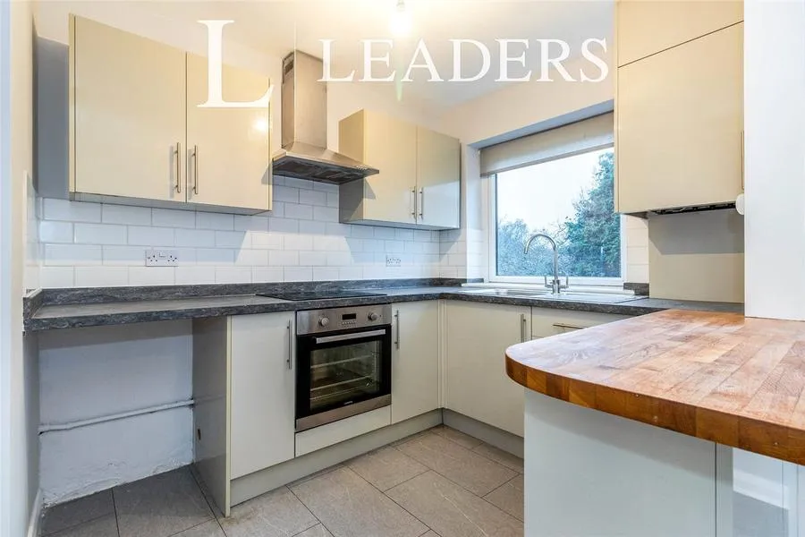 Cadogan Court, Sutton, SM2, photo 18