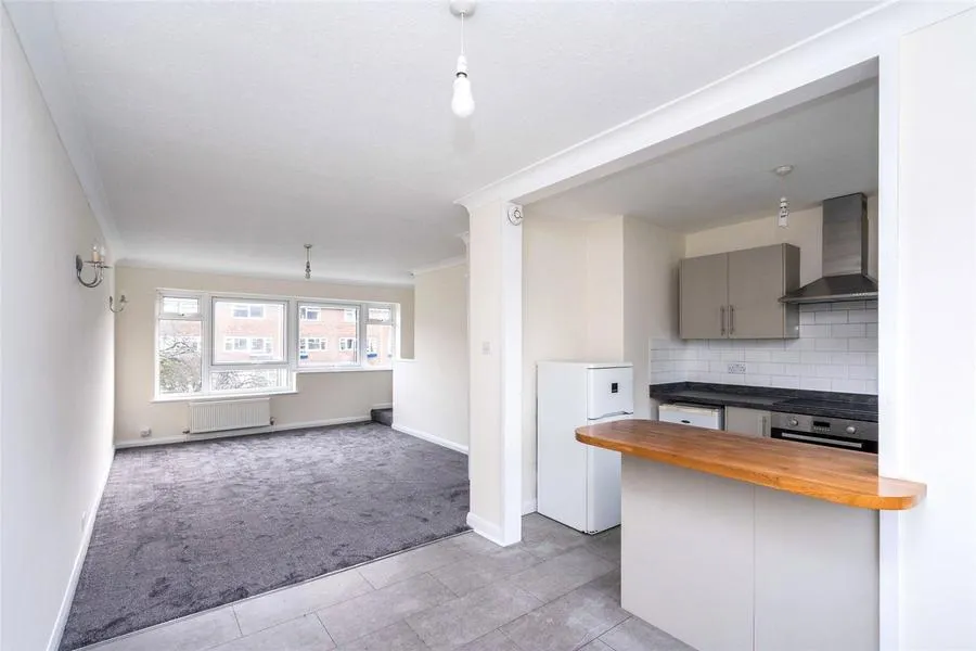 Cadogan Court, Sutton, SM2, photo 9