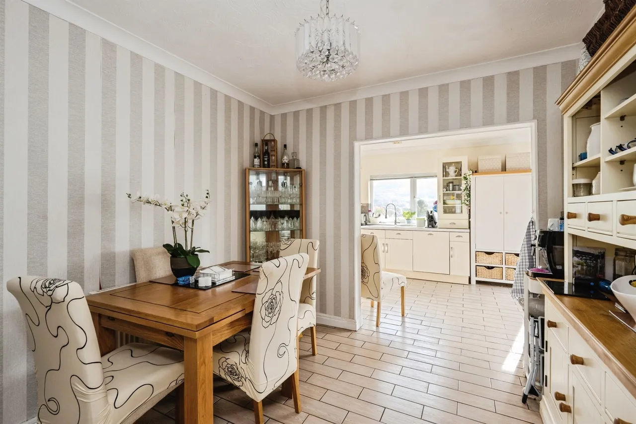 New Road, Swansea, SA8, photo 6