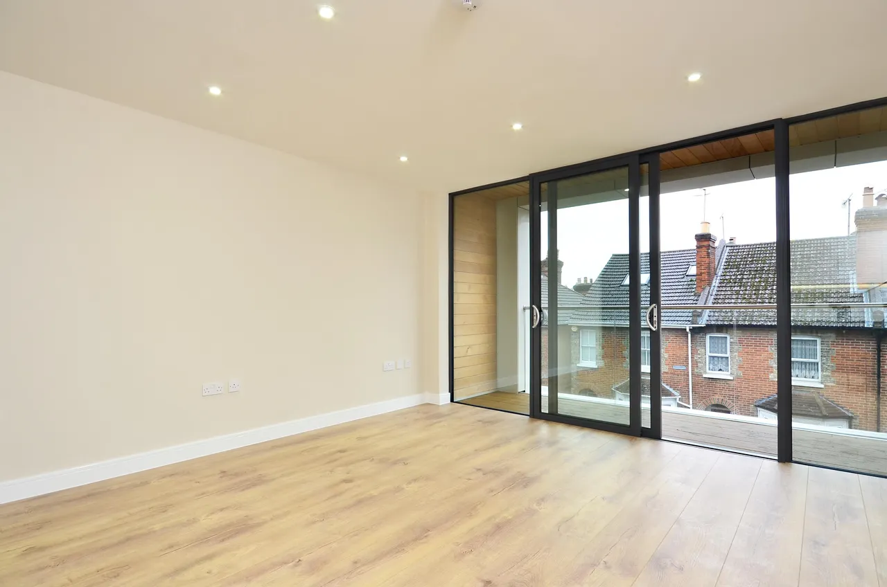 16 The Bellerby Apartments, Leapale Lane, Guildford, photo 4