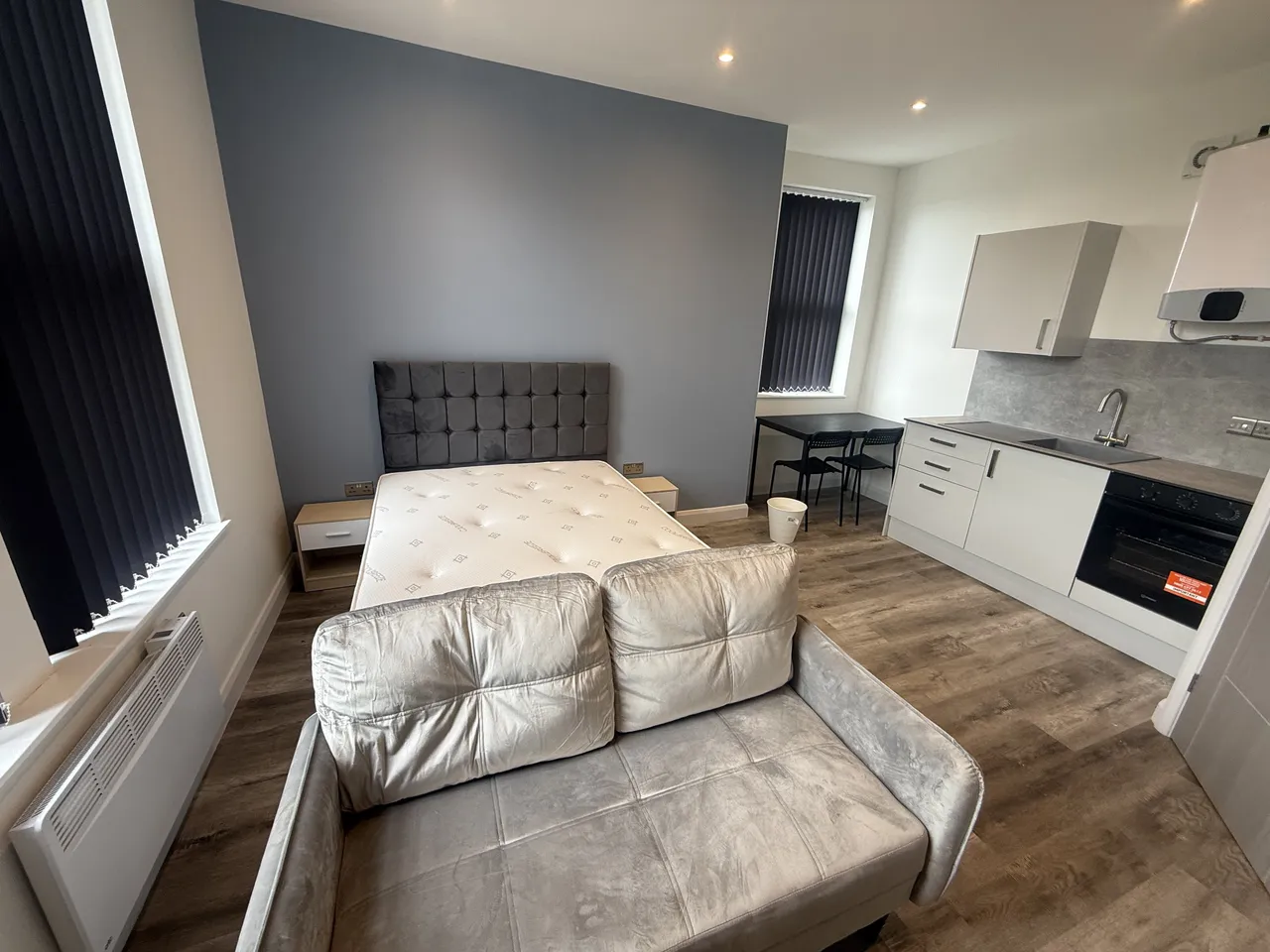 1 bed flat to rent — Birkby Lodge Road, HUDDERSFIELD