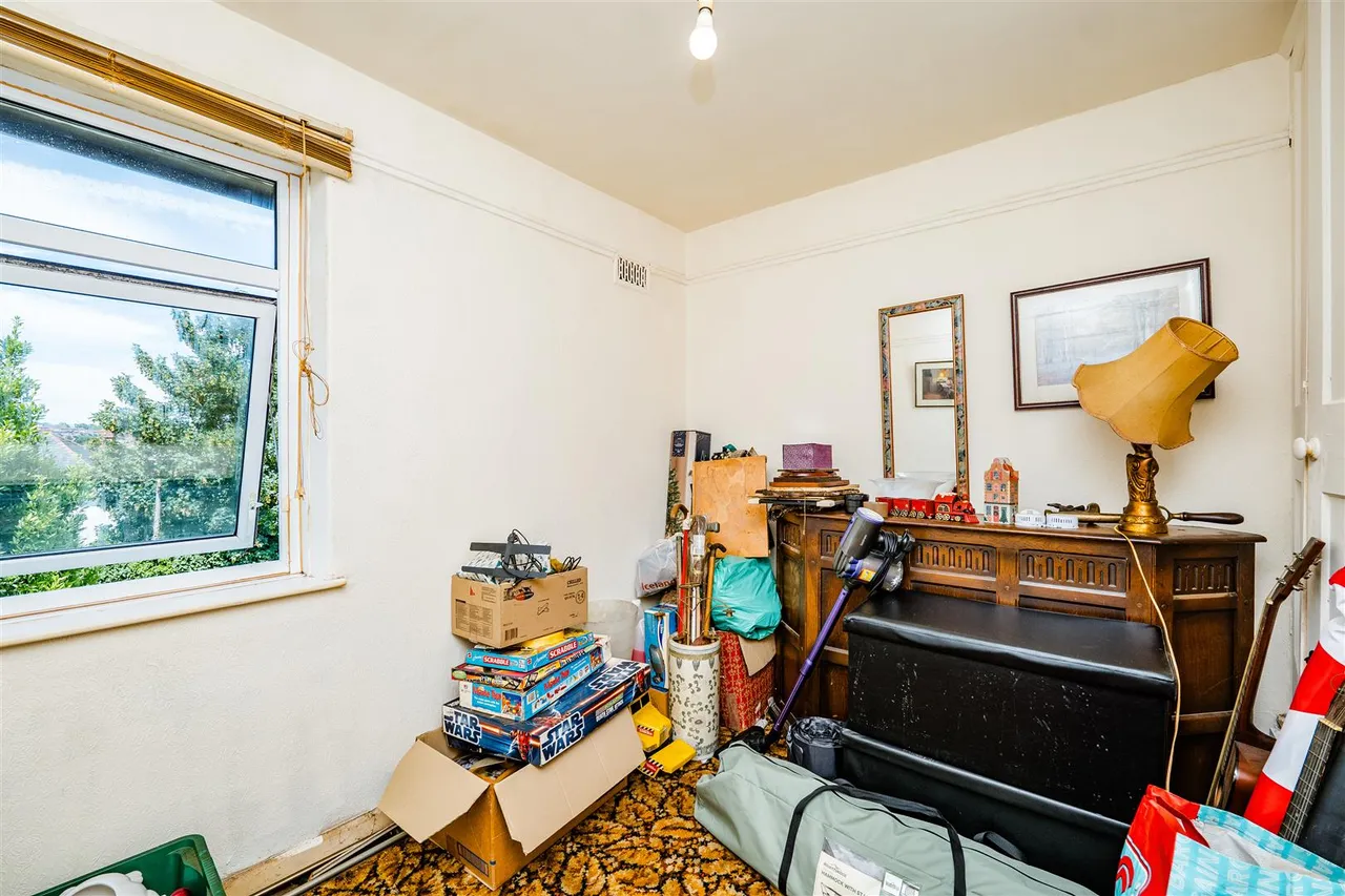 Hywel Crescent, Barry, CF63 1DL, photo 15