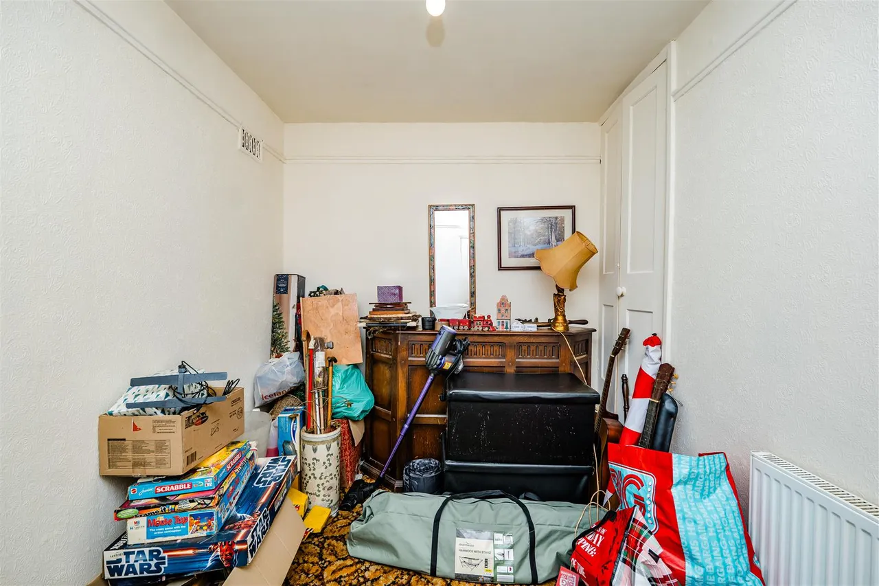Hywel Crescent, Barry, CF63 1DL, photo 16