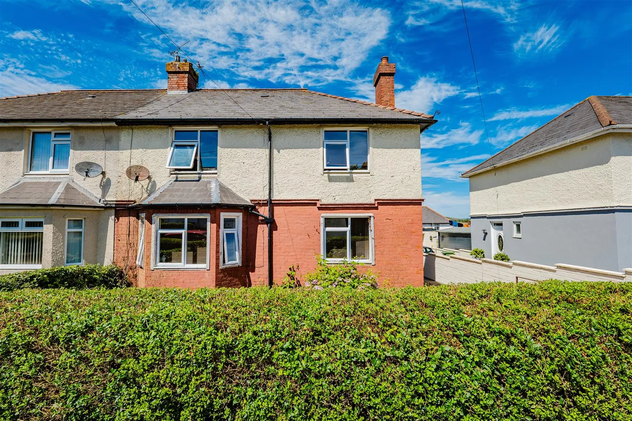 Hywel Crescent, Barry, CF63 1DL, photo 26