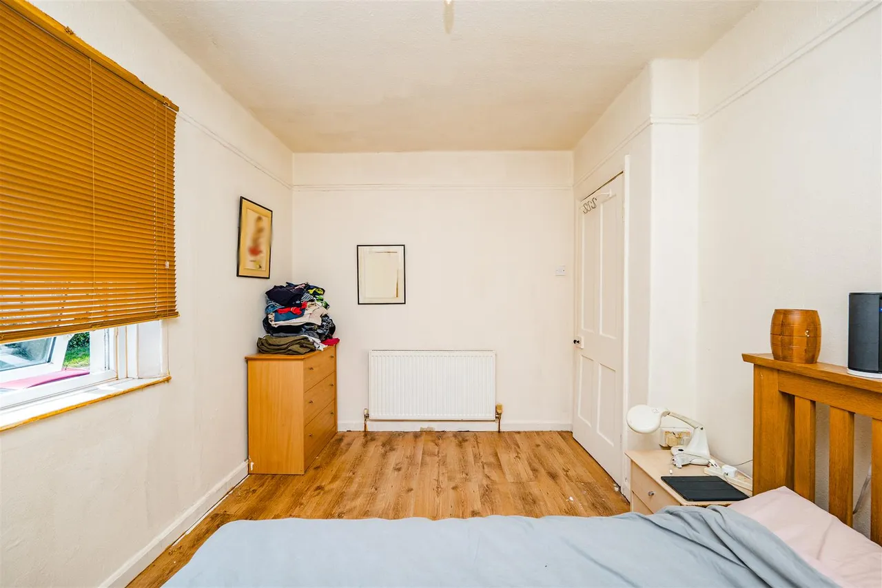 Hywel Crescent, Barry, CF63 1DL, photo 18