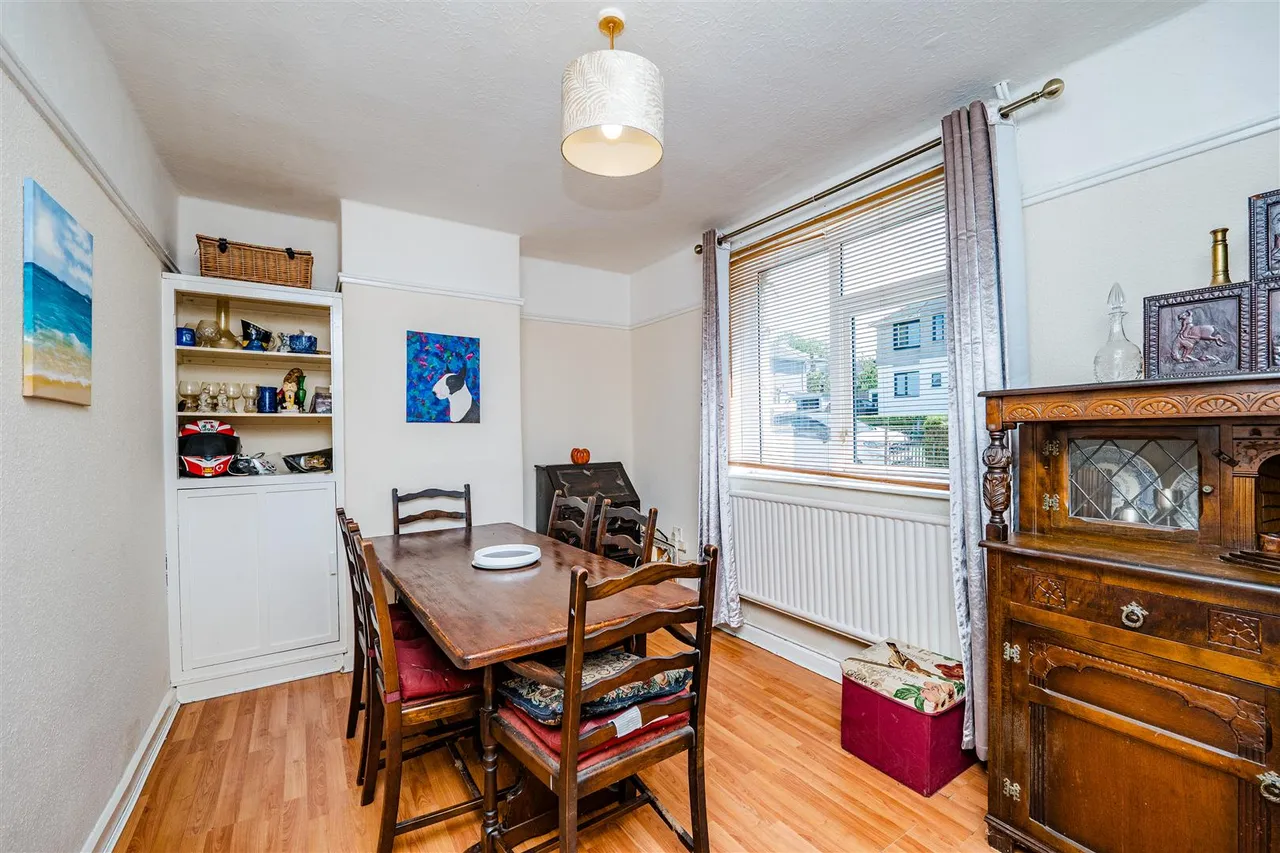 Hywel Crescent, Barry, CF63 1DL, photo 3
