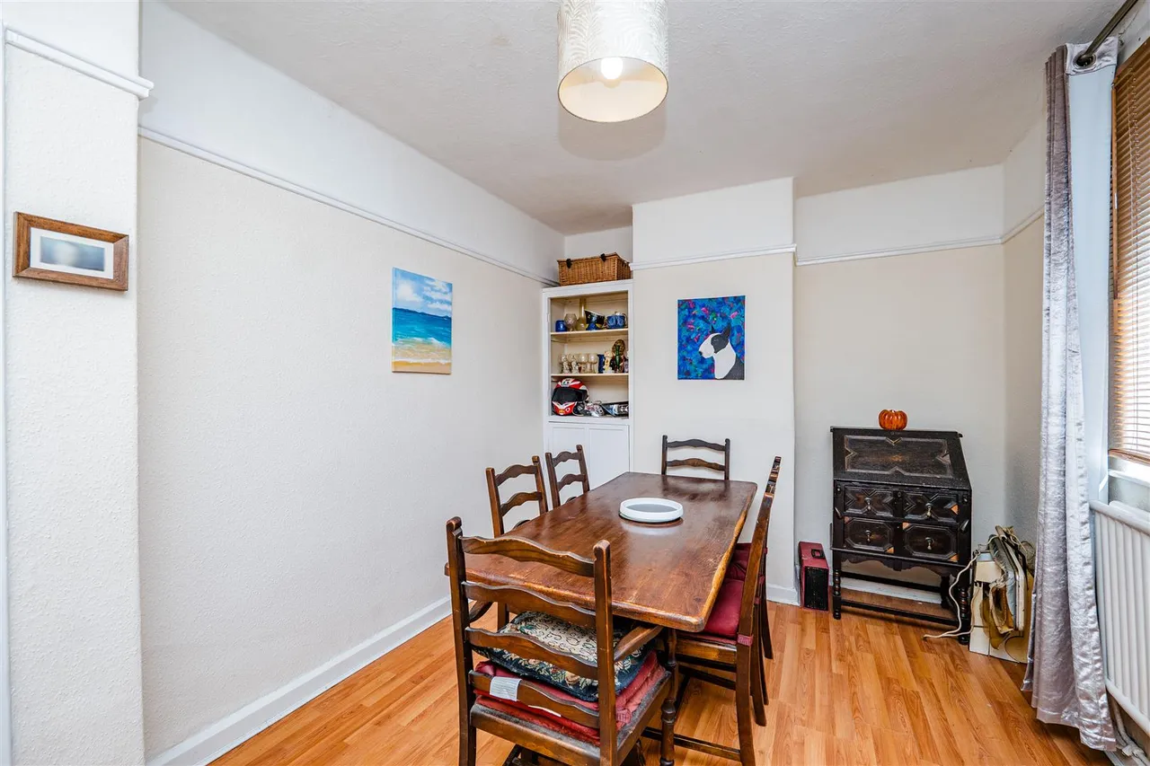 Hywel Crescent, Barry, CF63 1DL, photo 8
