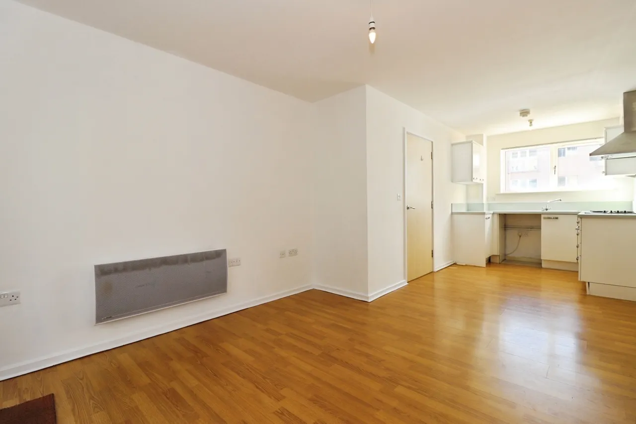 Yalland Close, Bristol, BS16, photo 4