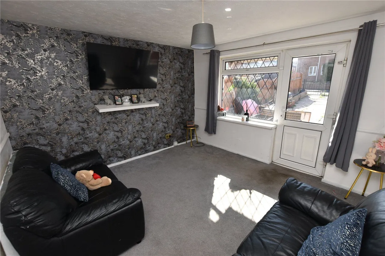 Leasowe Close, Leeds, LS10, photo 3