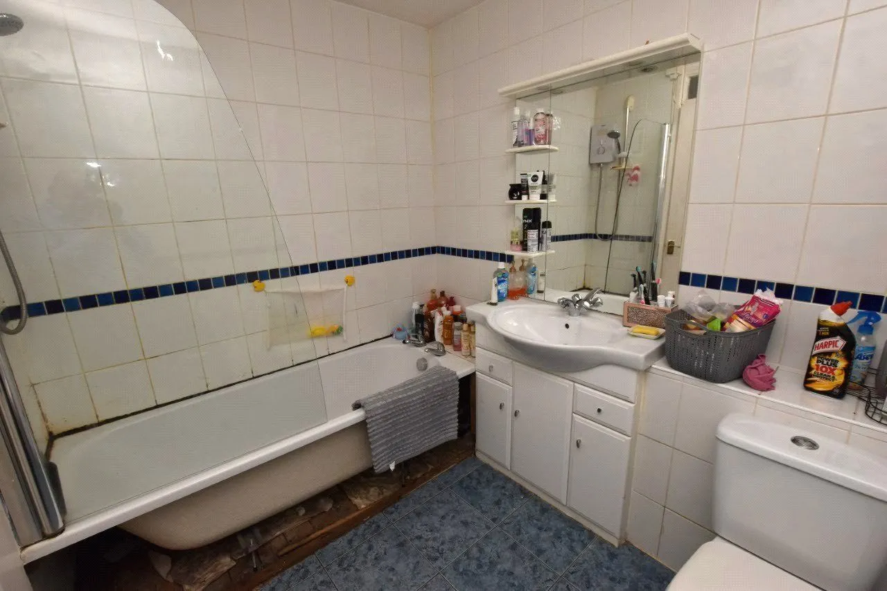 Leasowe Close, Leeds, LS10, photo 6